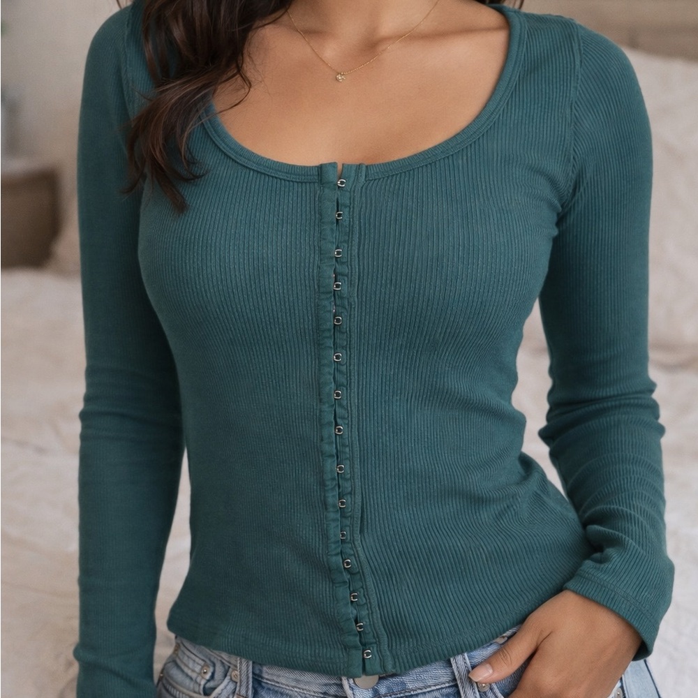 ‼️SOLD‼️ 83. NWOT! Free People We The Free Ribbed Long sleeve Top/Cardigan